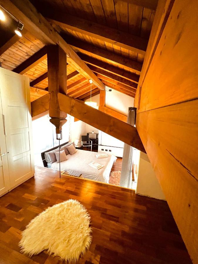 Appartement Loft Dei Lupi 260M Dal Duomo Freeparking à Crémone Extérieur photo