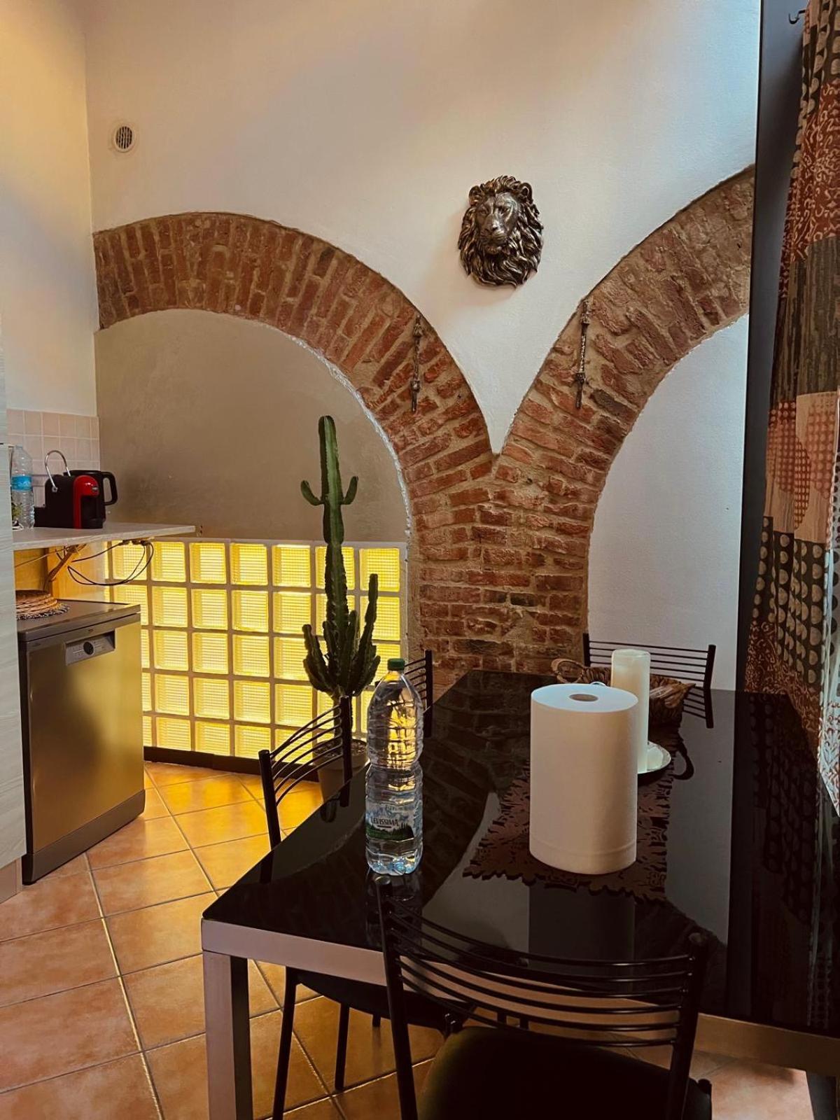 Appartement Loft Dei Lupi 260M Dal Duomo Freeparking à Crémone Extérieur photo